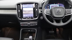 2023 (23) VOLVO XC40 2.0 B4P Ultimate Dark 5dr Auto 5254641