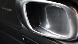 2023 (23) VOLVO XC40 2.0 B4P Ultimate Dark 5dr Auto 5254627