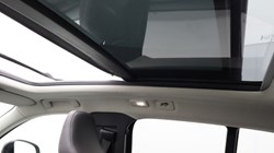 2023 (23) VOLVO XC40 2.0 B4P Ultimate Dark 5dr Auto 5254622