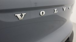 2023 (23) VOLVO XC40 2.0 B4P Ultimate Dark 5dr Auto 5254612