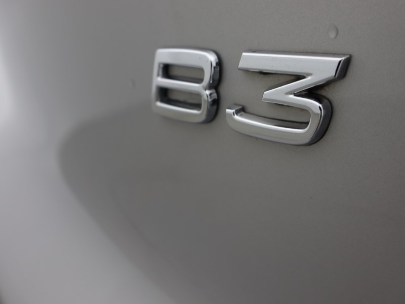 2023 (73) VOLVO XC40 2.0 B3P Core 5dr Auto 5273710