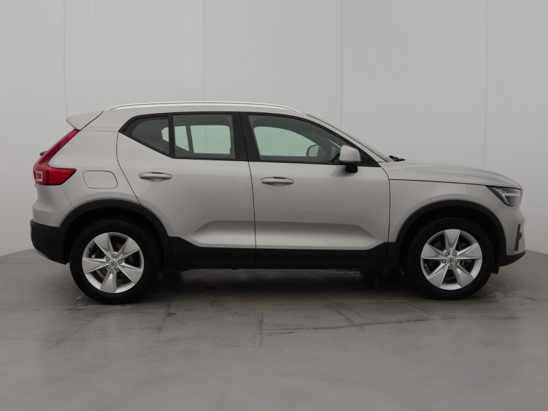 2023 (73) VOLVO XC40 2.0 B3P Core 5dr Auto 5273700