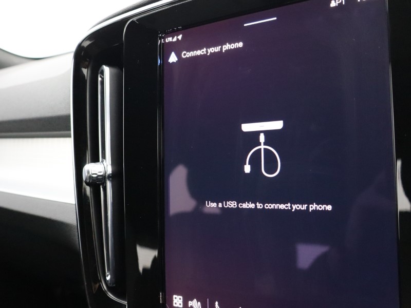 2023 (73) VOLVO XC40 2.0 B3P Core 5dr Auto 5273743