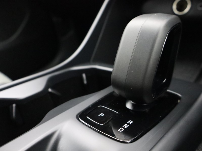 2023 (73) VOLVO XC40 2.0 B3P Core 5dr Auto 5273746