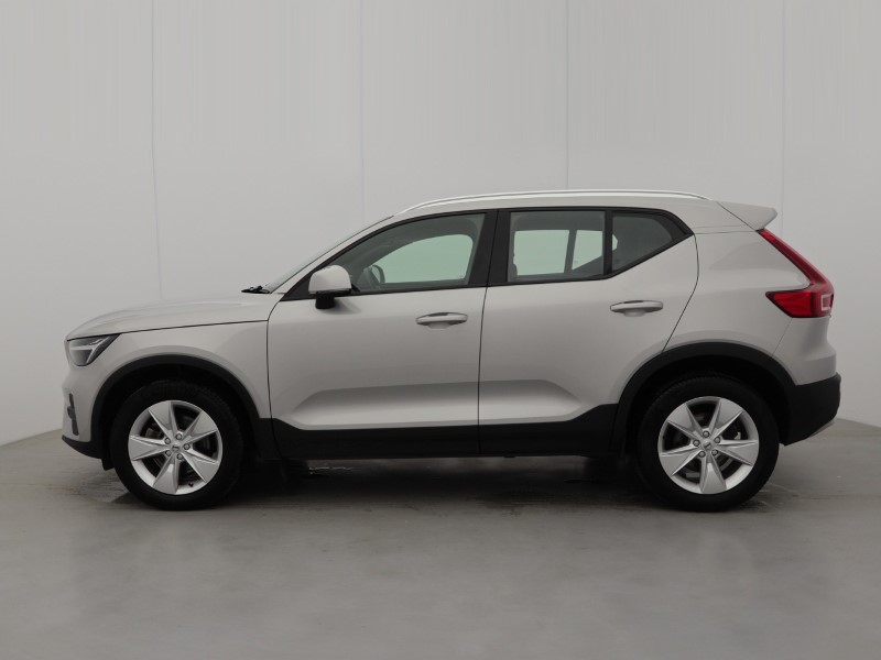 2023 (73) VOLVO XC40 2.0 B3P Core 5dr Auto 5273699