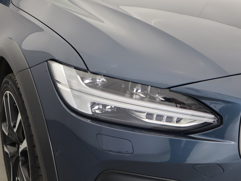 2023 (73) VOLVO V90 2.0 B6P Cross Country Ultimate 5dr AWD Auto 5265456