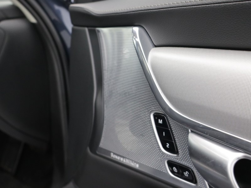 2023 (73) VOLVO V90 2.0 B6P Cross Country Ultimate 5dr AWD Auto 5265475