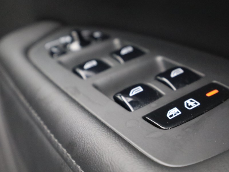 2023 (73) VOLVO V90 2.0 B6P Cross Country Ultimate 5dr AWD Auto 5265510