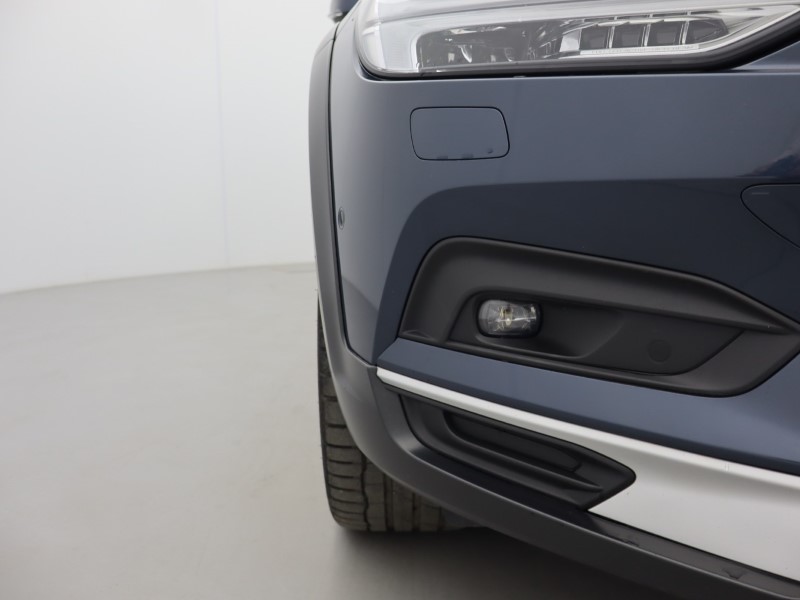 2023 (73) VOLVO V90 2.0 B6P Cross Country Ultimate 5dr AWD Auto 5265460