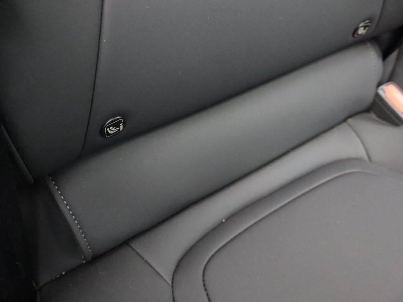 2025 (75) VOLVO EX30 200kW SM Extended Range Plus 69kWh 5dr Auto 5275236