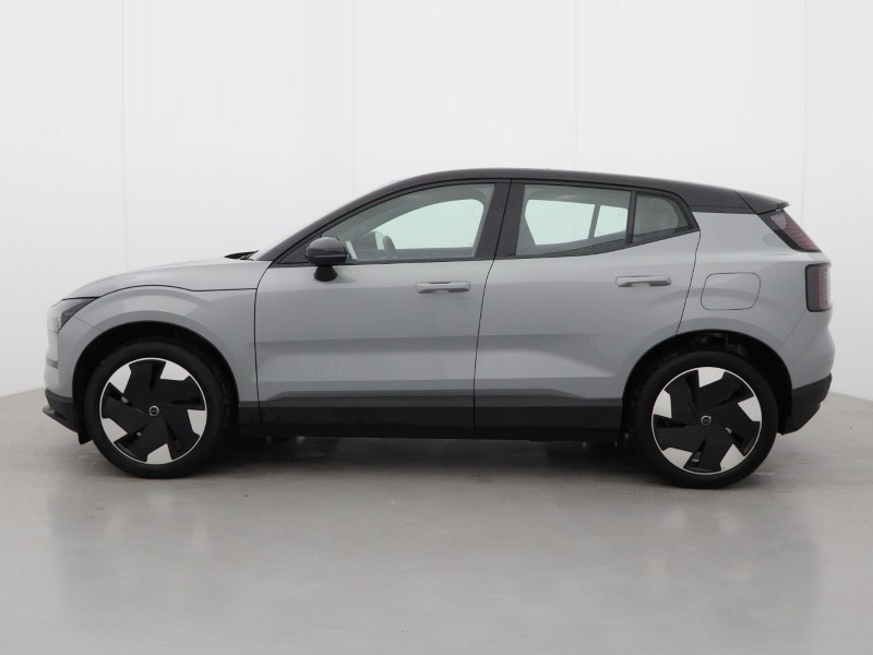 2025 (75) VOLVO EX30 200kW SM Extended Range Plus 69kWh 5dr Auto 5275216