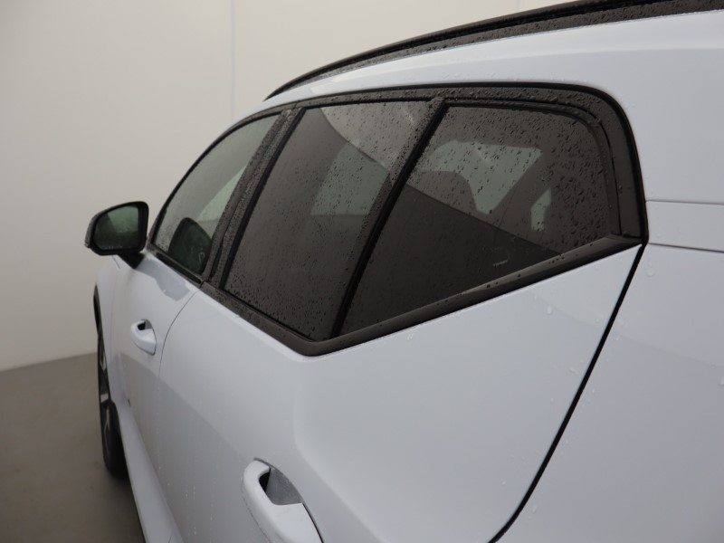 2025 (75) VOLVO XC40 2.0 B3P Plus Dark 5dr Auto 5274870