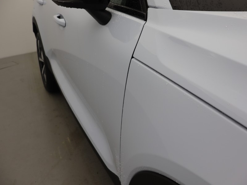 2025 (75) VOLVO XC40 2.0 B3P Plus Dark 5dr Auto 5274865