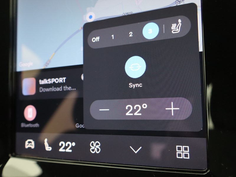 2025 (75) VOLVO XC40 2.0 B3P Core 5dr Auto 5274666