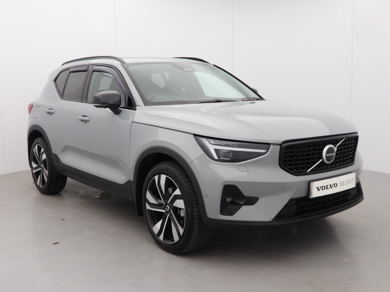 2025 (75) VOLVO XC40 2.0 B4P Ultra Dark 5dr Auto