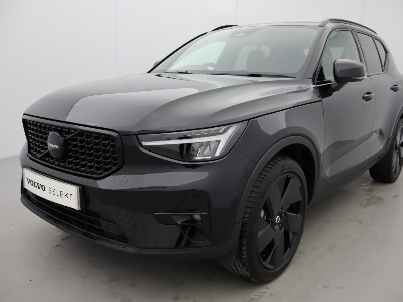 2025 (75) VOLVO XC40 2.0 B4P Plus Black Edition 5dr Auto 5280712