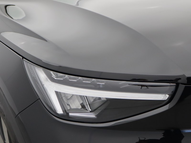 2025 (75) VOLVO XC40 2.0 B4P Plus Black Edition 5dr Auto 5280710