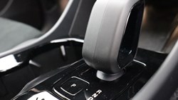 2025 (75) VOLVO XC40 2.0 B4P Plus Black Edition 5dr Auto 5280758