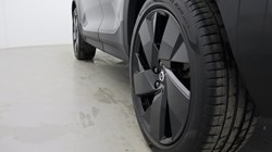 2025 (75) VOLVO XC40 2.0 B4P Plus Black Edition 5dr Auto 5280723