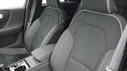 2025 (75) VOLVO XC40 2.0 B4P Plus Black Edition 5dr Auto 5280736