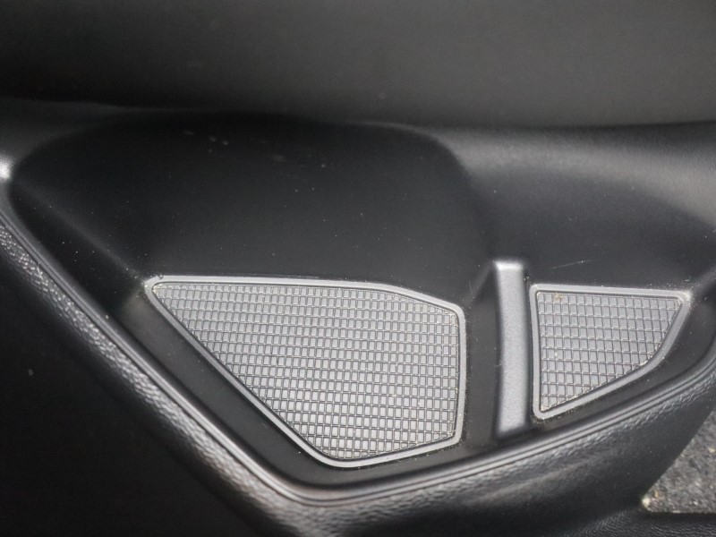 2025 (75) VOLVO XC40 2.0 B4P Plus Black Edition 5dr Auto 5280739