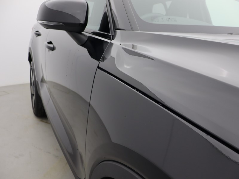 2025 (75) VOLVO XC40 2.0 B4P Plus Black Edition 5dr Auto 5280714