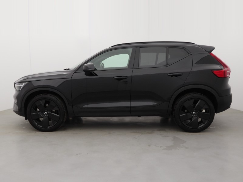 2025 (75) VOLVO XC40 2.0 B4P Plus Black Edition 5dr Auto 5280706