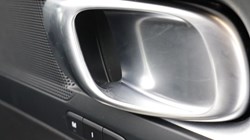 2025 (75) VOLVO XC40 2.0 B4P Plus Black Edition 5dr Auto 5280729