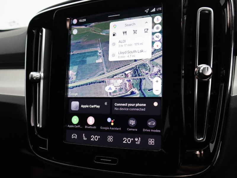 2025 (75) VOLVO XC40 2.0 B4P Plus Black Edition 5dr Auto 5280749