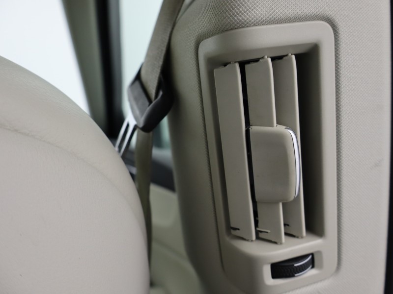 2020 (20) VOLVO XC60 2.0 B5P [250] Momentum 5dr AWD Geartronic 5311338