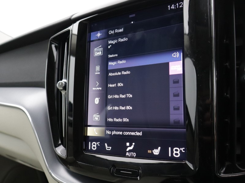 2020 (20) VOLVO XC60 2.0 B5P [250] Momentum 5dr AWD Geartronic 5311349