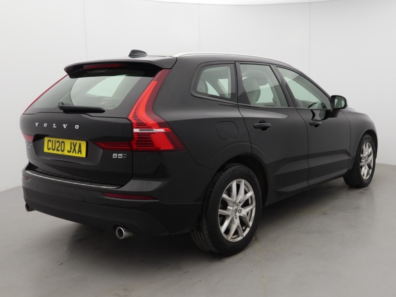 2020 (20) VOLVO XC60 2.0 B5P [250] Momentum 5dr AWD Geartronic 5311306