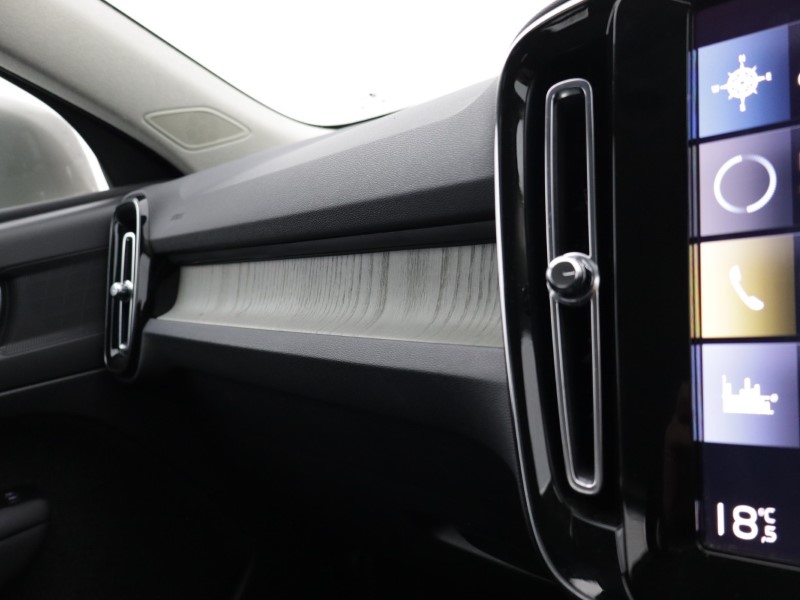 2021 (71) VOLVO XC40 1.5 T3 [163] Inscription 5dr 5316405