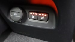 2023 (73) VOLVO XC40 2.0 B3P Plus Dark 5dr Auto 5353301