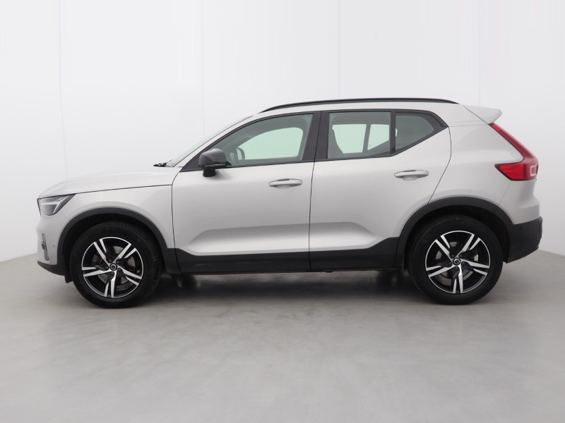 2023 (73) VOLVO XC40 2.0 B3P Plus Dark 5dr Auto 5353264