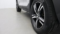 2023 (73) VOLVO XC40 2.0 B3P Plus Dark 5dr Auto 5353282