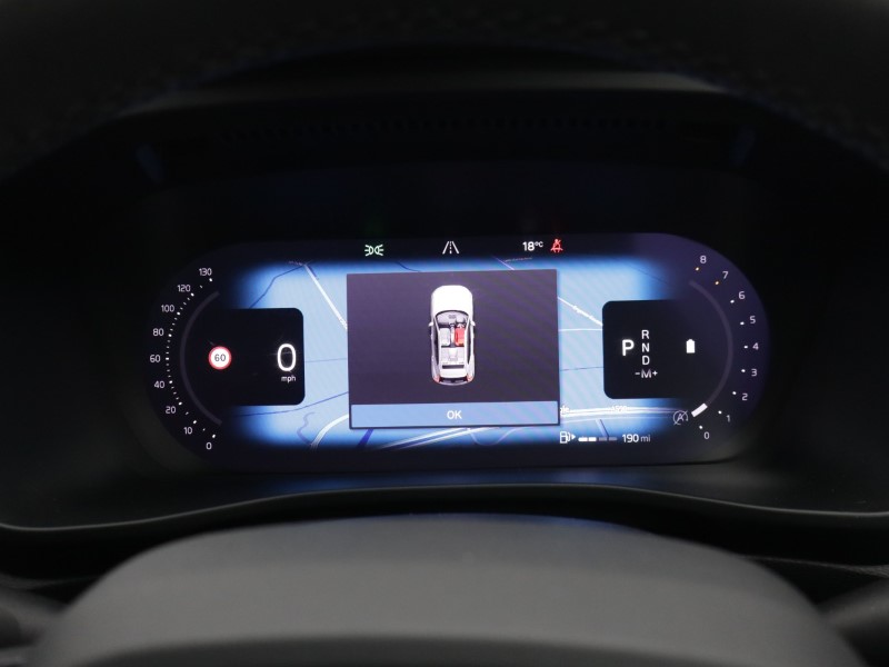 2023 (73) VOLVO XC40 2.0 B3P Plus Dark 5dr Auto 5353306