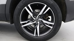 2023 (73) VOLVO XC40 2.0 B3P Plus Dark 5dr Auto 5353544