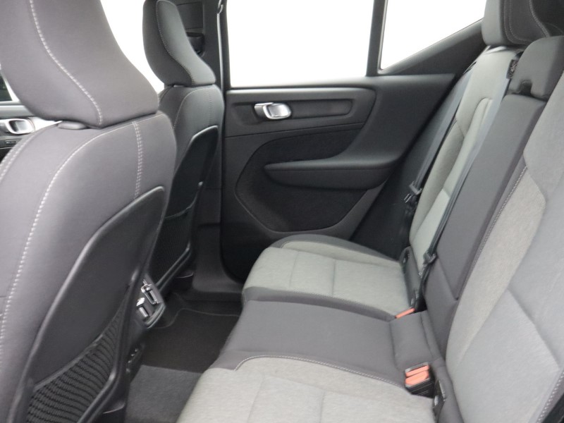 2023 (73) VOLVO XC40 2.0 B3P Plus Dark 5dr Auto 5353543