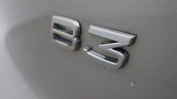 2023 (73) VOLVO XC40 2.0 B3P Plus Dark 5dr Auto 5353276