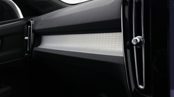 2023 (73) VOLVO XC40 2.0 B3P Plus Dark 5dr Auto 5353316
