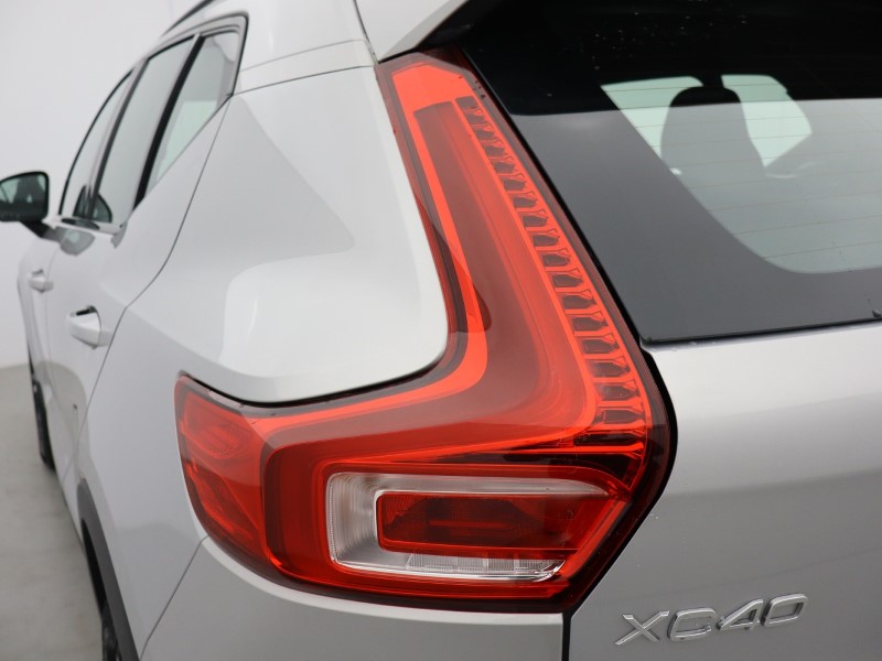 2023 (73) VOLVO XC40 2.0 B3P Plus Dark 5dr Auto 5353274