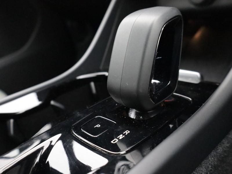 2023 (73) VOLVO XC40 2.0 B3P Plus Dark 5dr Auto 5353314