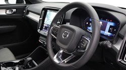 2023 (73) VOLVO XC40 2.0 B3P Plus Dark 5dr Auto 5353290