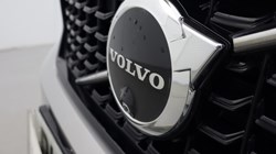 2023 (73) VOLVO XC40 2.0 B3P Plus Dark 5dr Auto 5353271