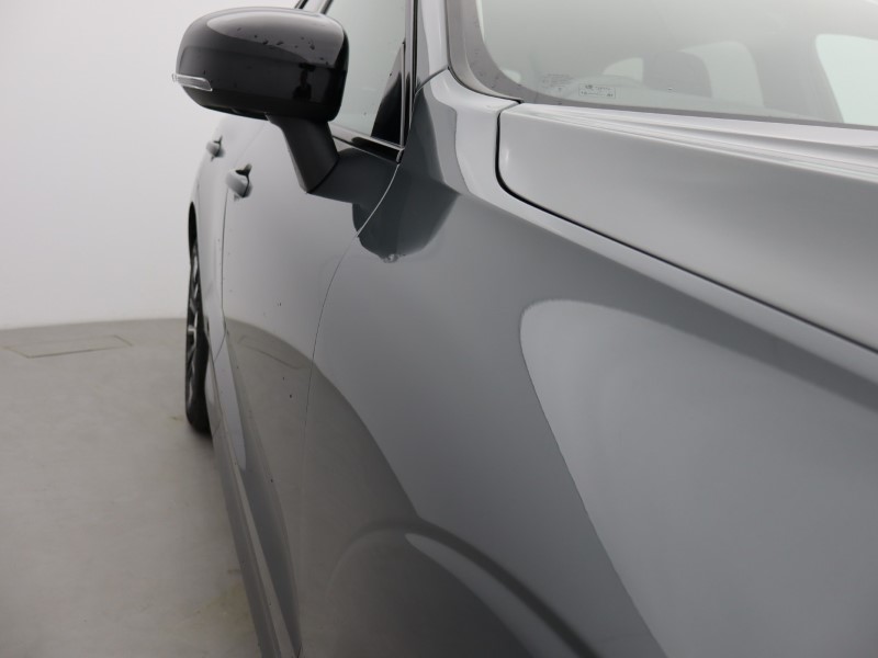 2025 (25) VOLVO XC60 2.0 B5P Plus Dark 5dr AWD Geartronic 5351780