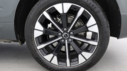 2025 (25) VOLVO XC60 2.0 B5P Plus Dark 5dr AWD Geartronic 5351789