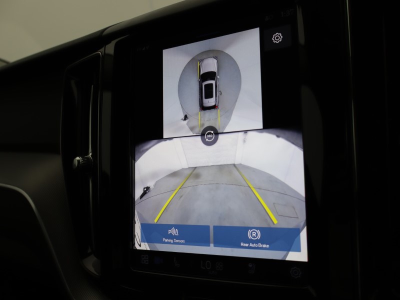 2025 (25) Volvo Xc60 2.0 B5P Plus Dark 5dr AWD Geartronic 5333485