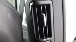 2025 (25) Volvo Xc60 2.0 B5P Plus Dark 5dr AWD Geartronic 5333477