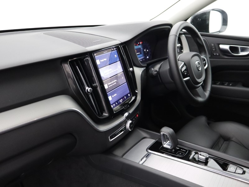 2025 (25) Volvo Xc60 2.0 B5P Plus Dark 5dr AWD Geartronic 5333473